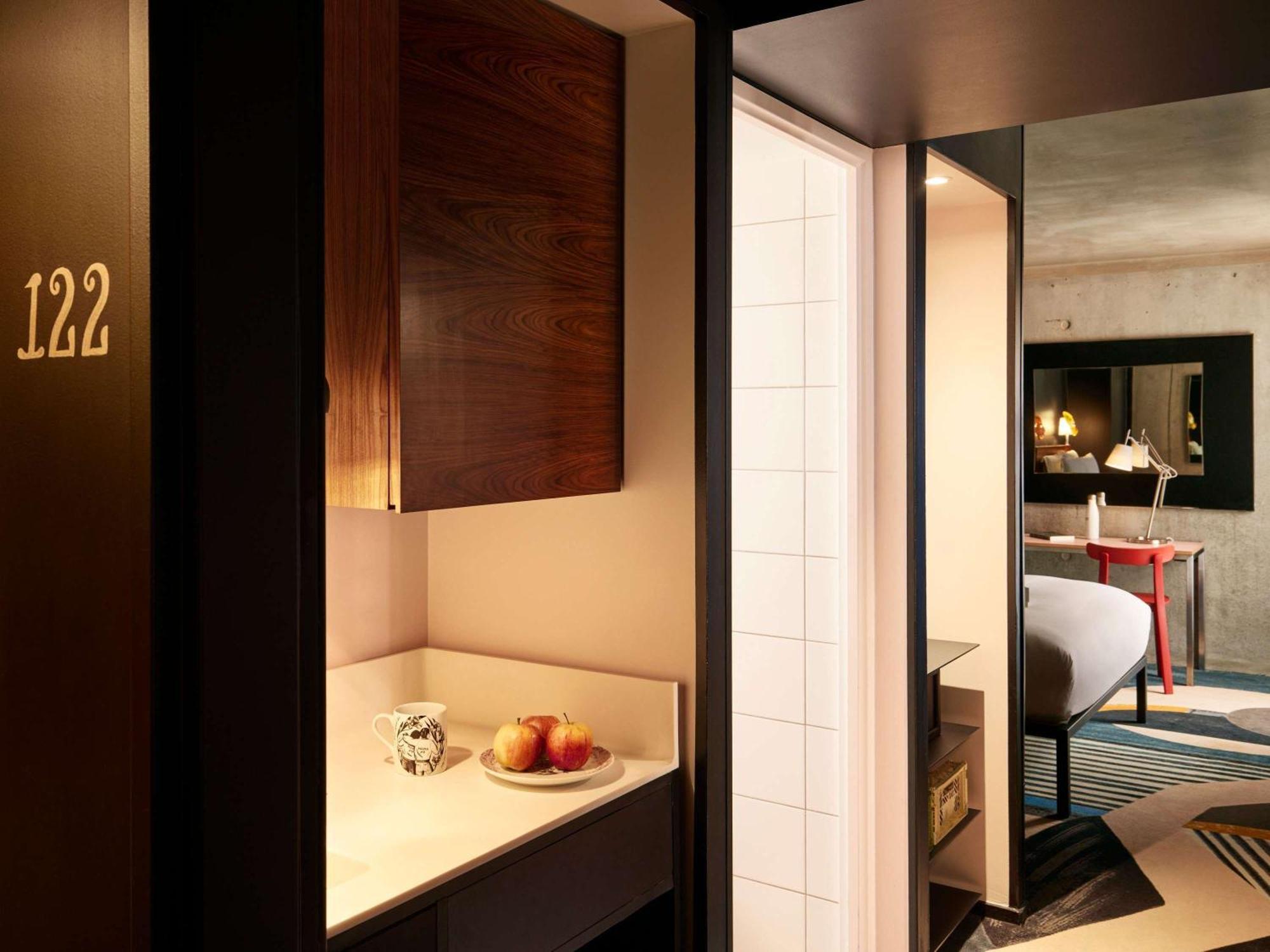 Готель Mama Shelter Paris East Екстер'єр фото