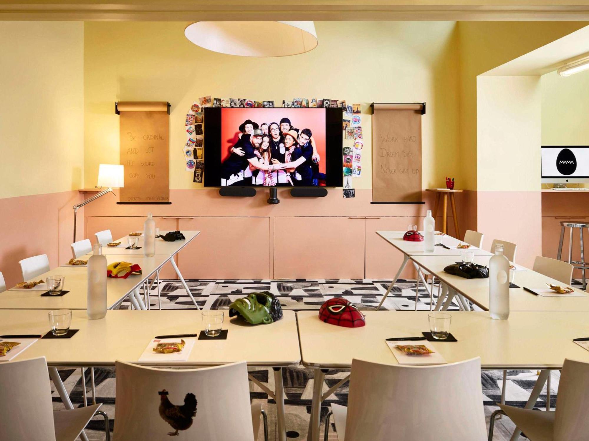 Готель Mama Shelter Paris East Екстер'єр фото